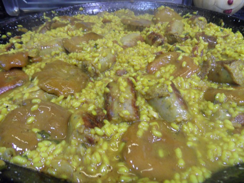 Cocina 3 Generaciones PAELLA DE BUTIFARRA Y BOLETS